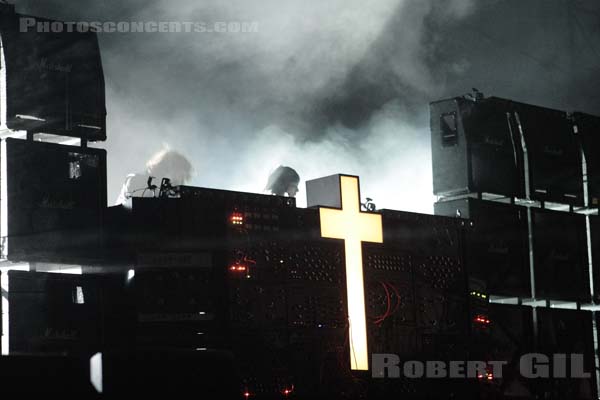 JUSTICE - 2008-08-29 - SAINT CLOUD - Domaine National - Scene de la Cascade - 